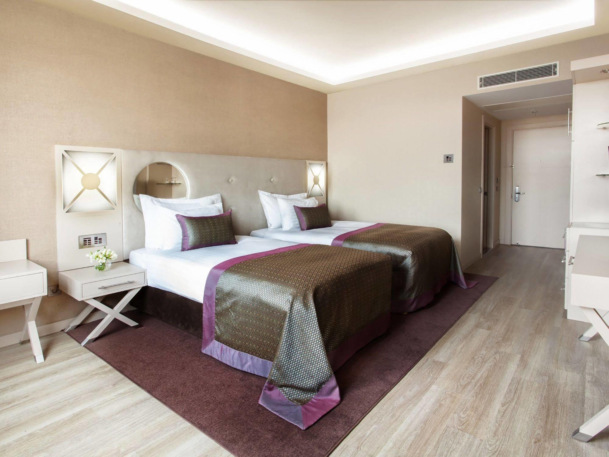 Wow Istanbul Hotel Екстер'єр фото
